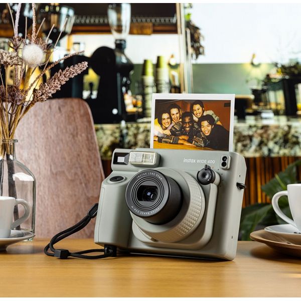 Fuji Instax Wide 400