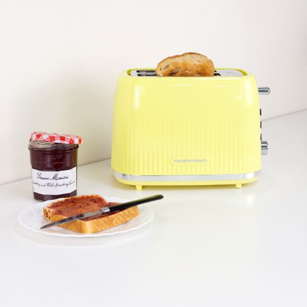 Hamilton Beach Miami Kettle and 2 Slot Toaster Banana Split